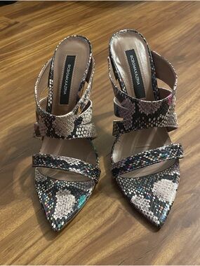 BCBGMAXAZRIA Multicolor Snake-Print Heels